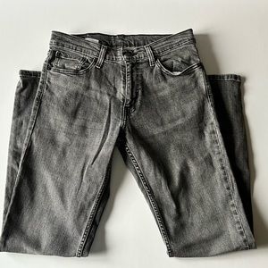 Men’s Levi Jeans 32 32